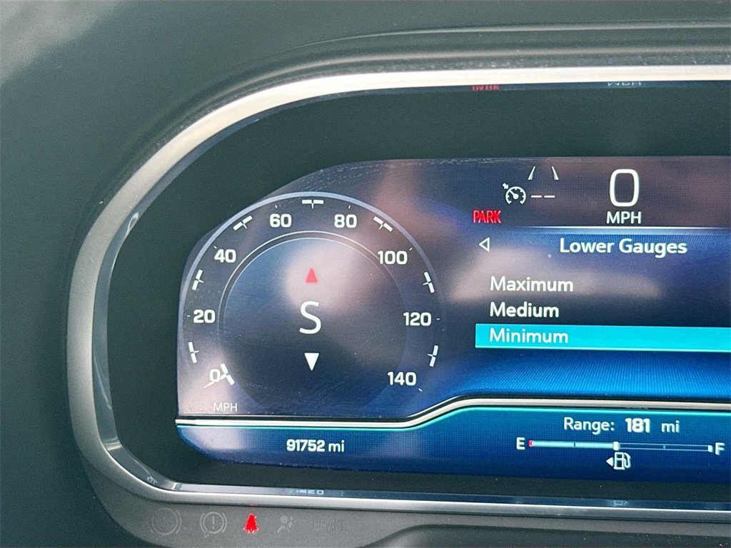 Used 2023 Chevrolet Suburban Premier image 13