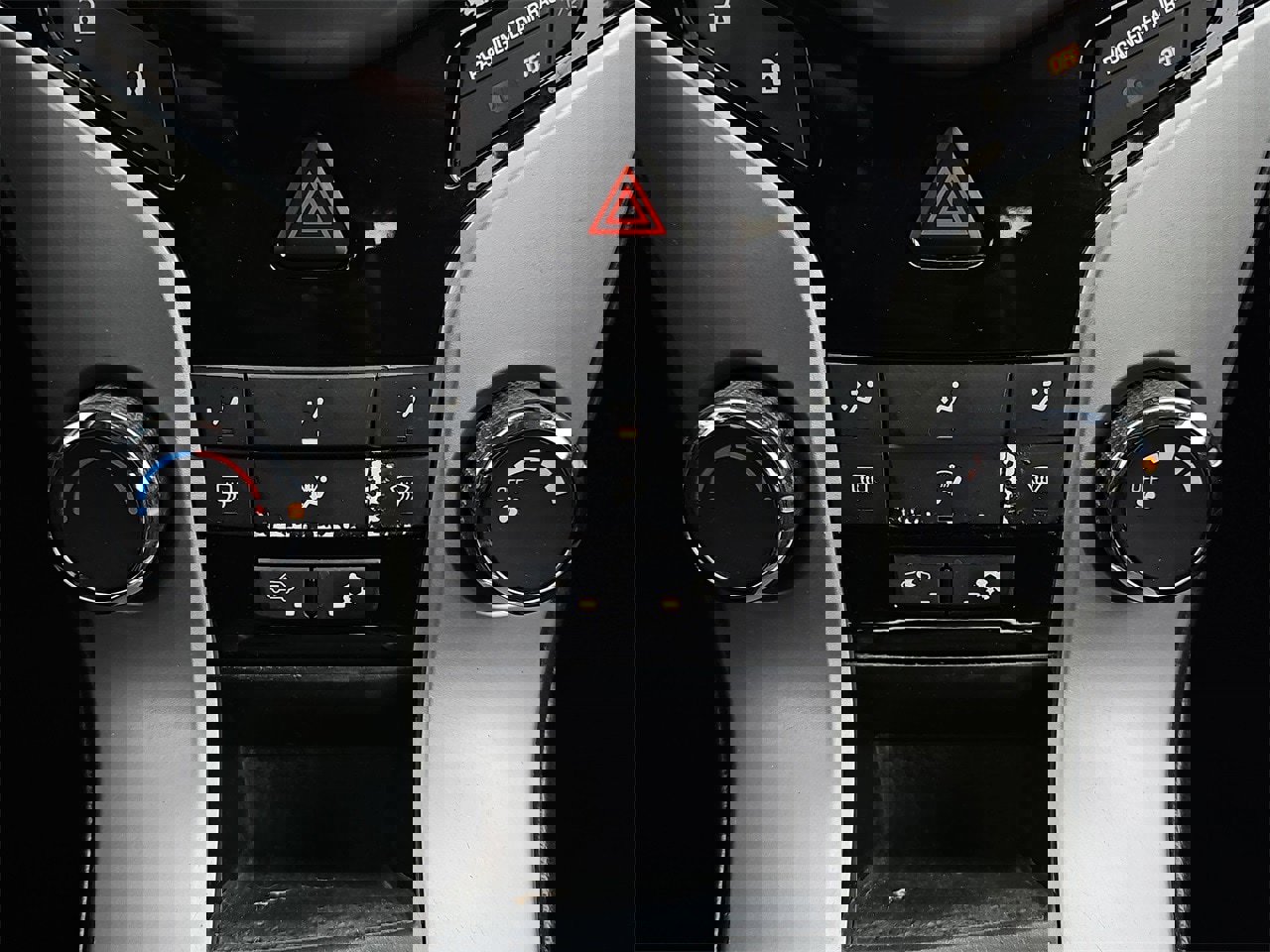 Used 2011 Chevrolet Cruze Eco image 20