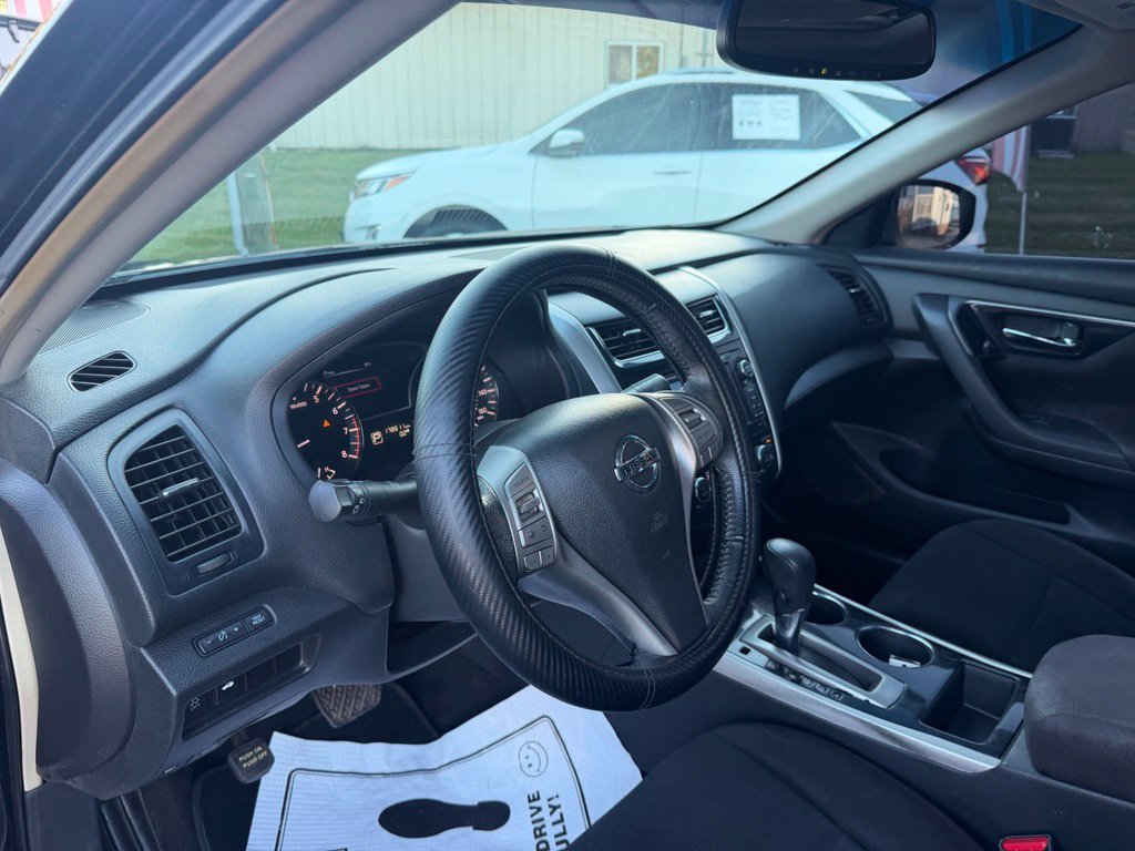Used 2013 Nissan Altima 2.5 SV w/ 2.5SV Convenience Pkg FWD image 13