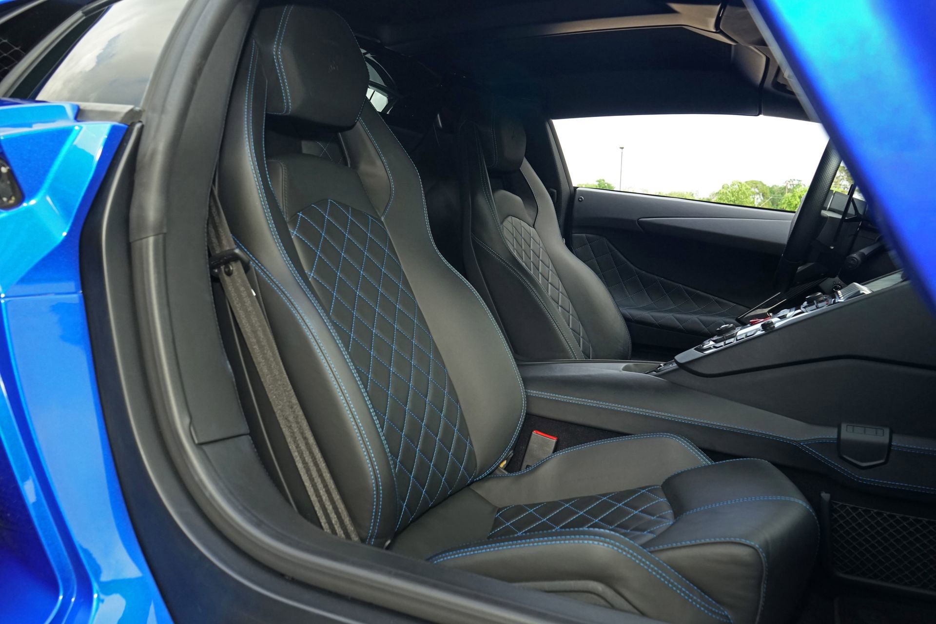 Used 2015 Lamborghini Aventador LP 700-4 AWD/4WD image 18