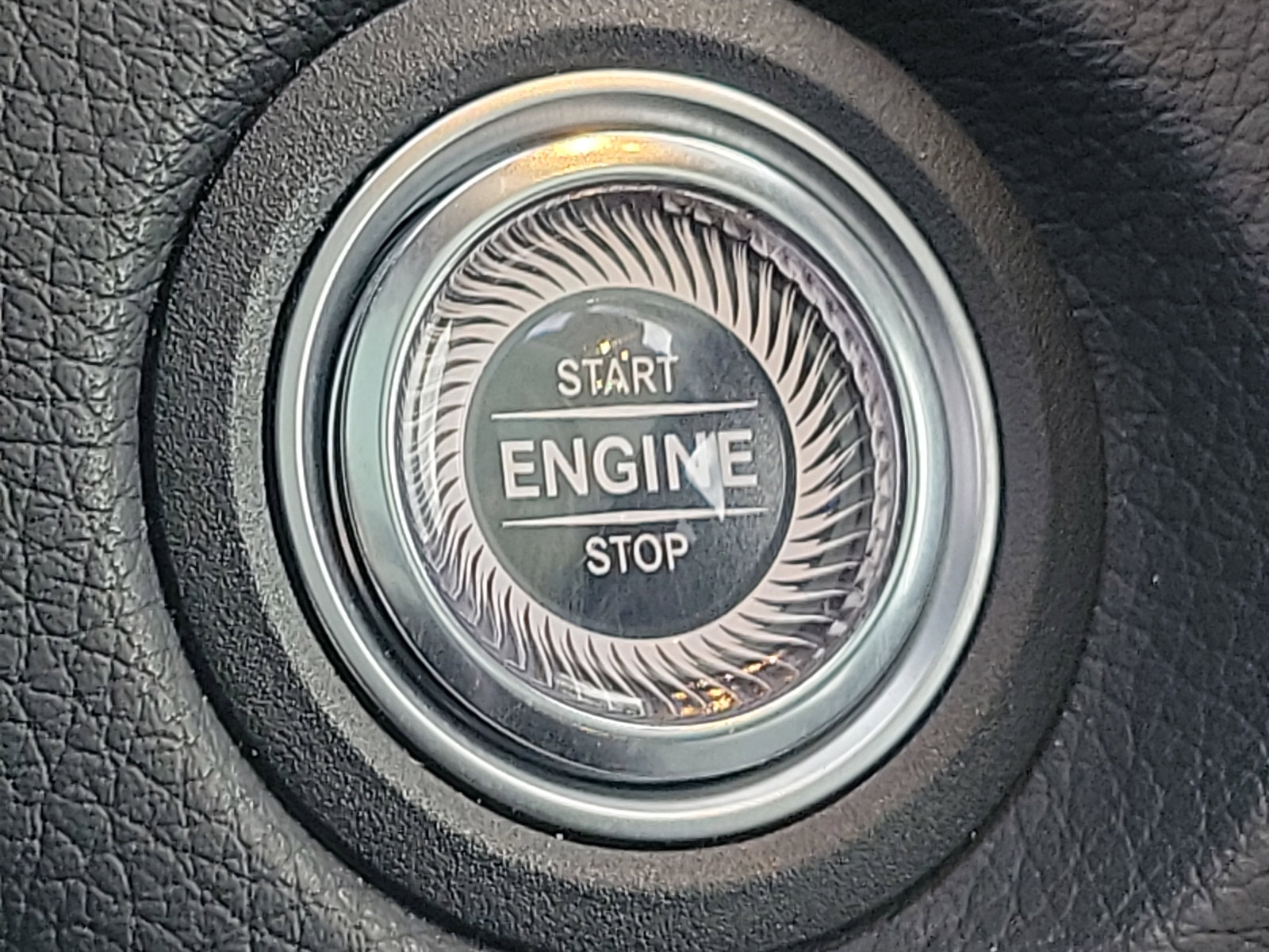 Used 2022 Mercedes-Benz GLC 300 4MATIC image 24