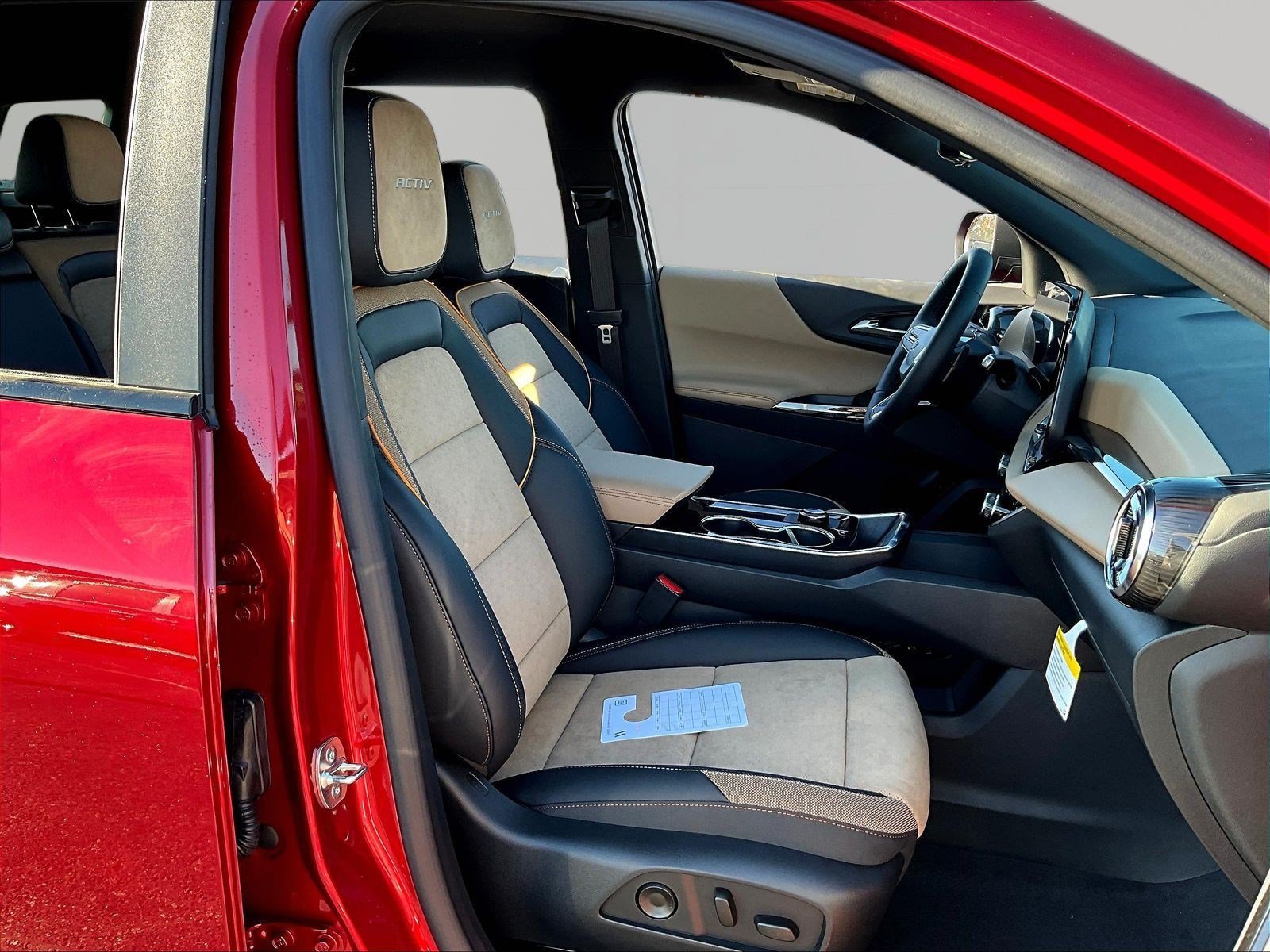 New 2027 Chevrolet Equinox ACTIV w/ Safety and Technology Package AWD/4WD image 19