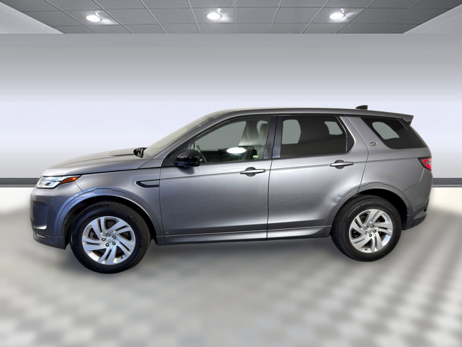 Used 2020 Land Rover Discovery Sport S R-Dynamic image 2