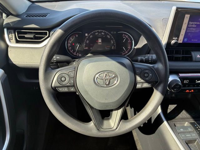 Used 2024 Toyota RAV4 XLE FWD image 15