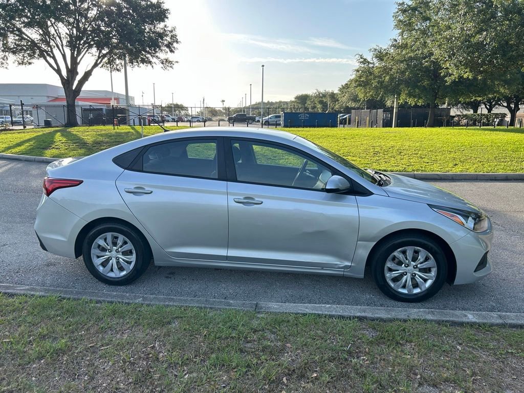 Used 2019 Hyundai Accent SE FWD image 7