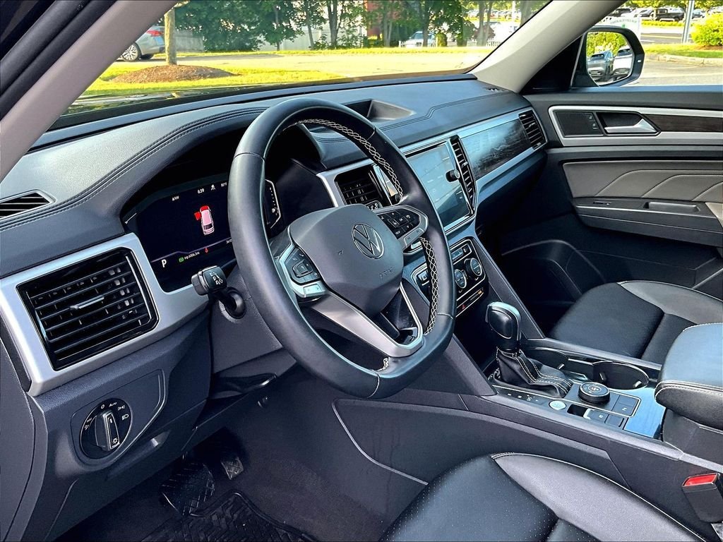 Used 2023 Volkswagen Atlas SE w/ Panoramic Sunroof Package AWD/4WD image 8