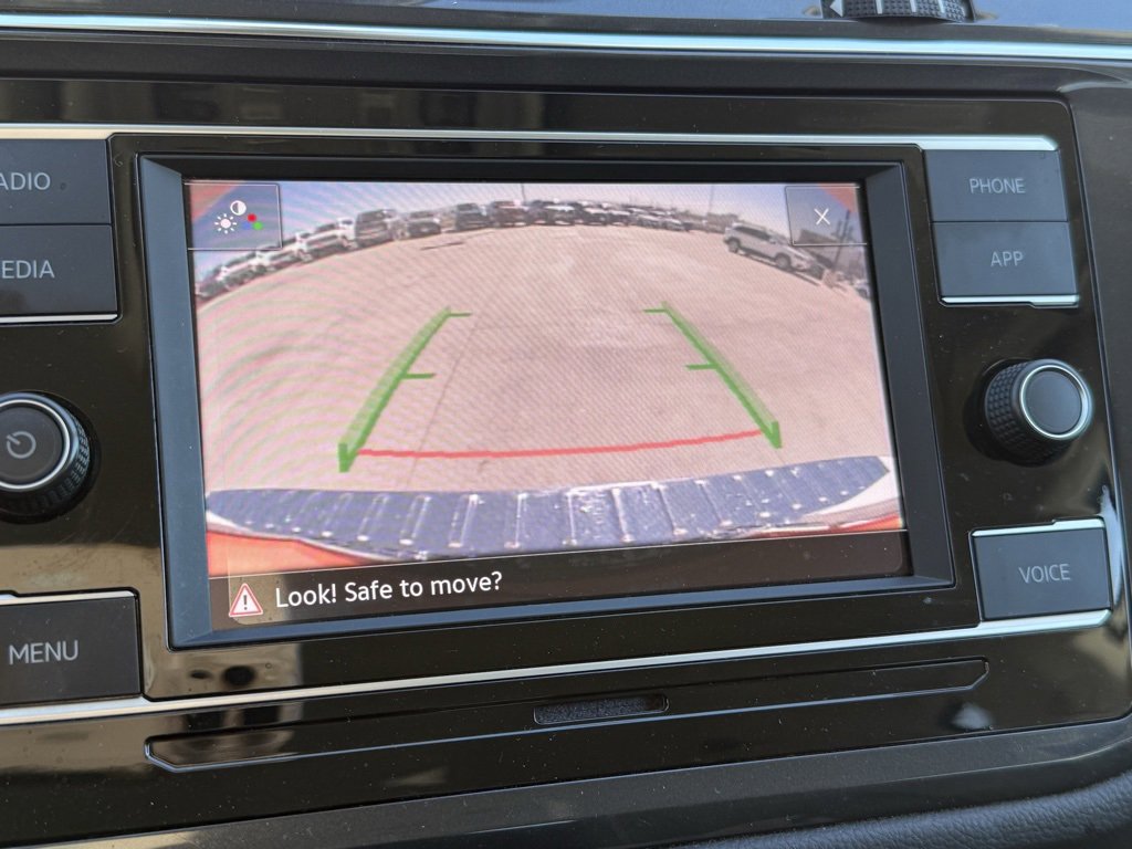 Certified 2024 Volkswagen Tiguan S image 9