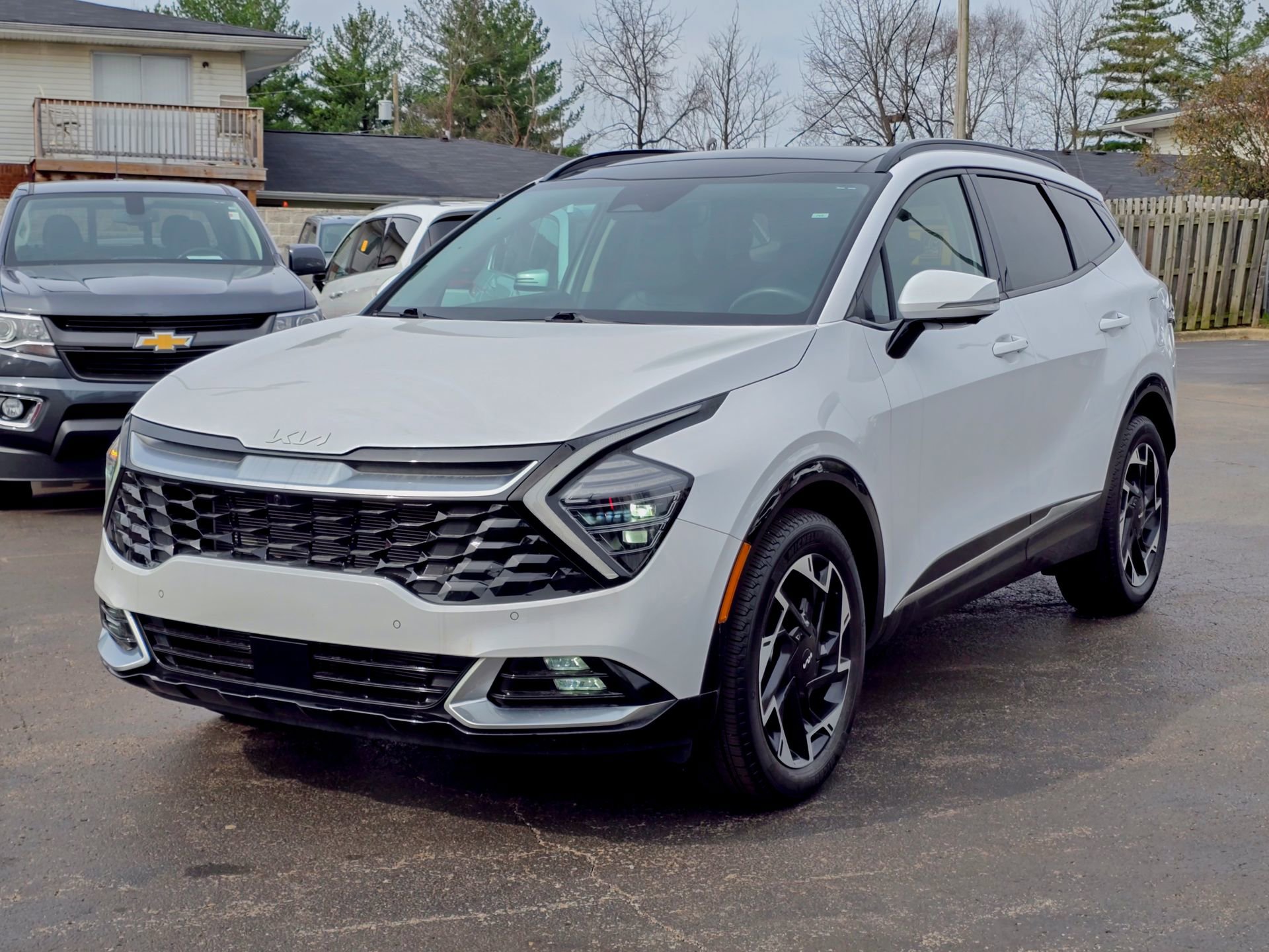 Used 2024 Kia Sportage SX image 10