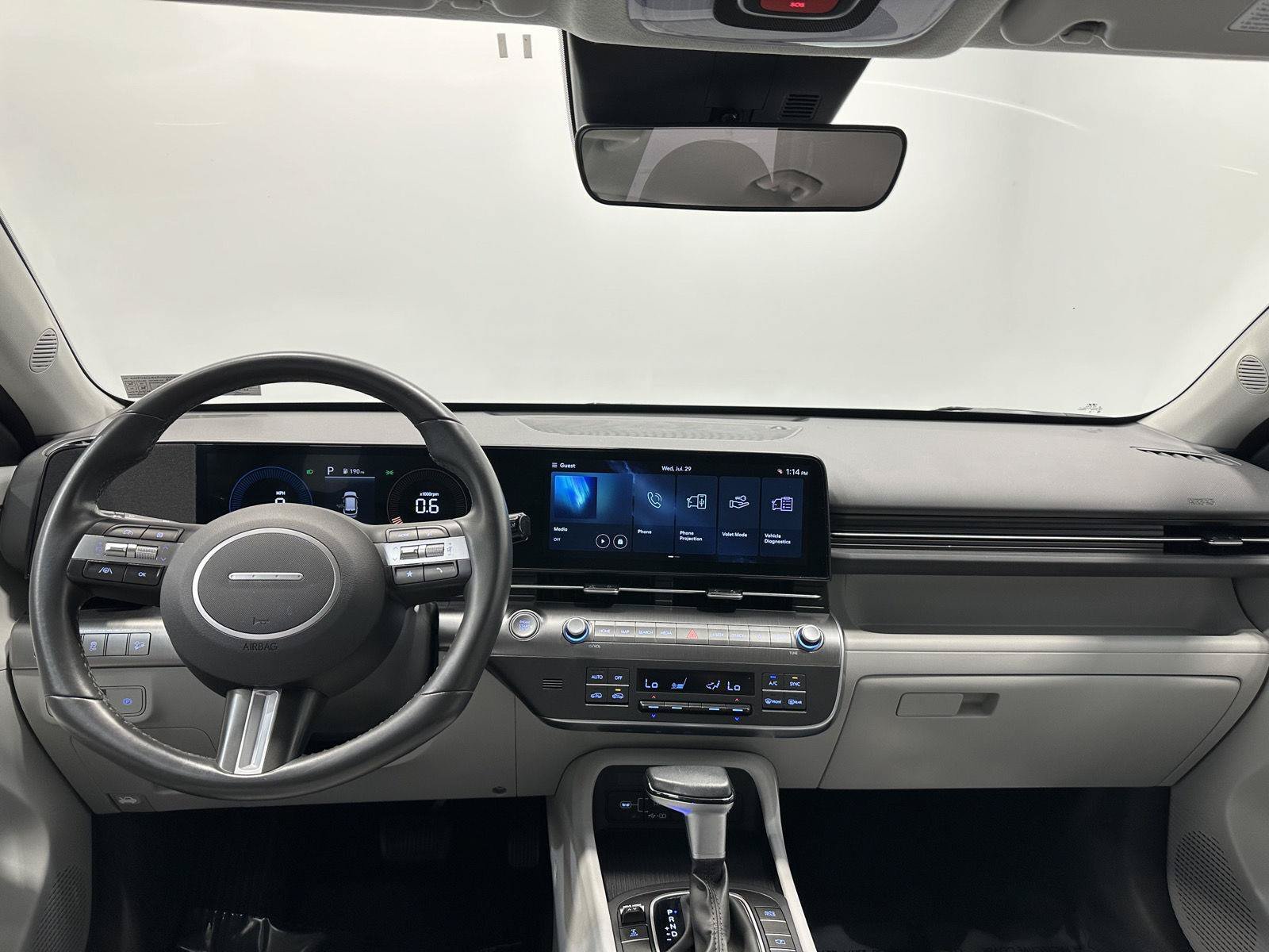 Certified 2024 Hyundai Kona SEL AWD/4WD image 21