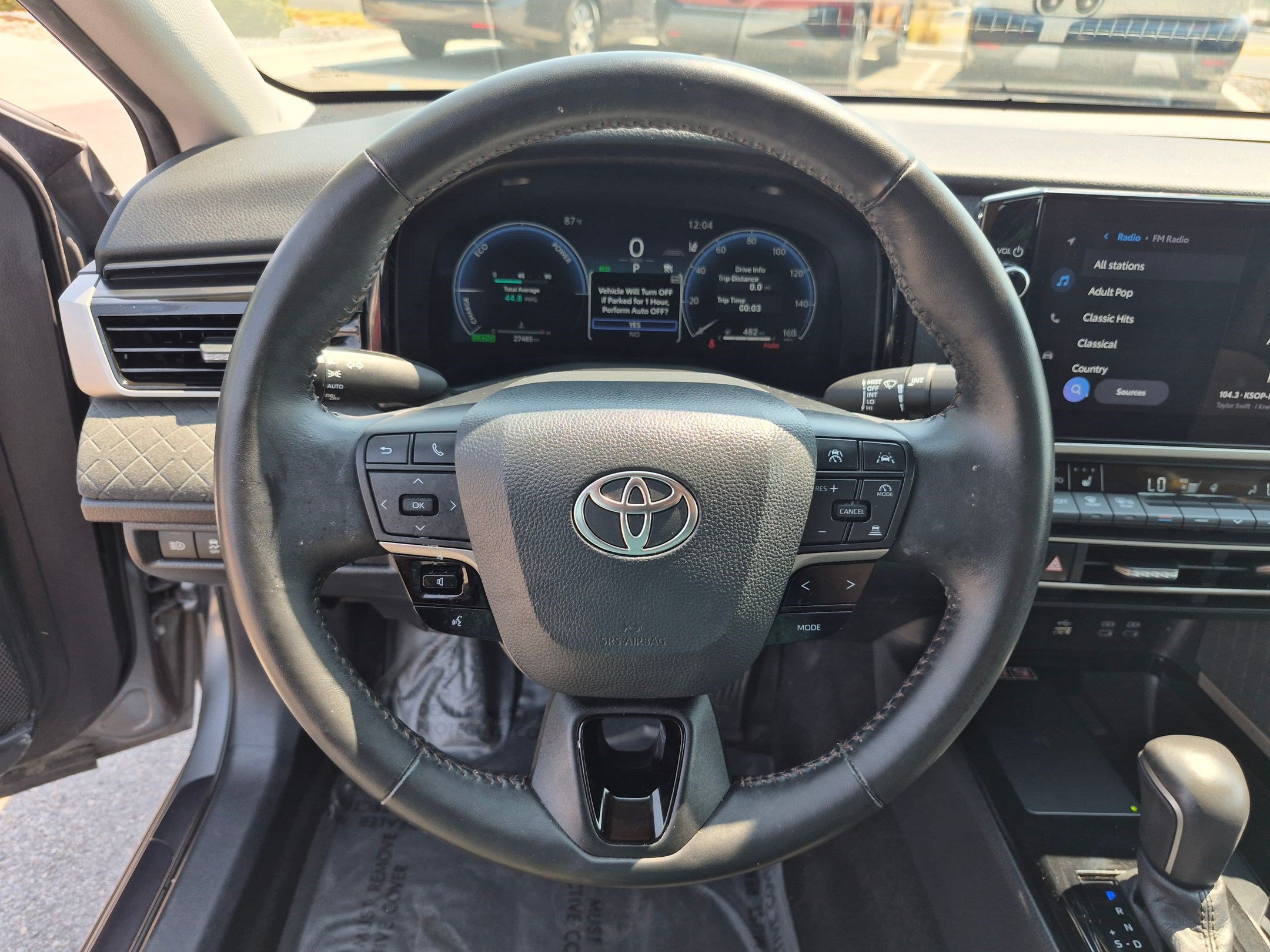Used 2025 Toyota Camry XLE FWD image 18