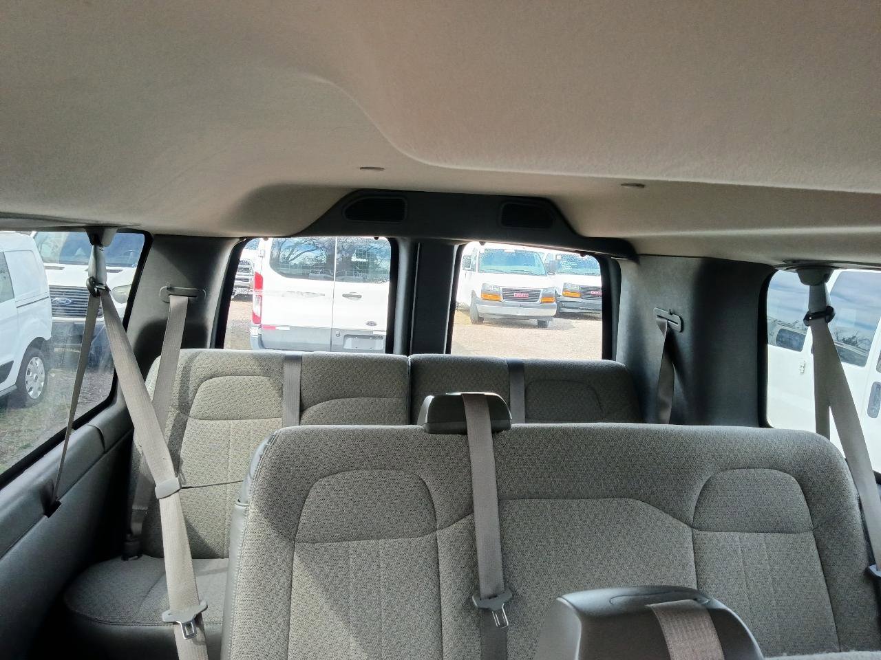 Used 2022 Chevrolet Express 3500 LS RWD image 28