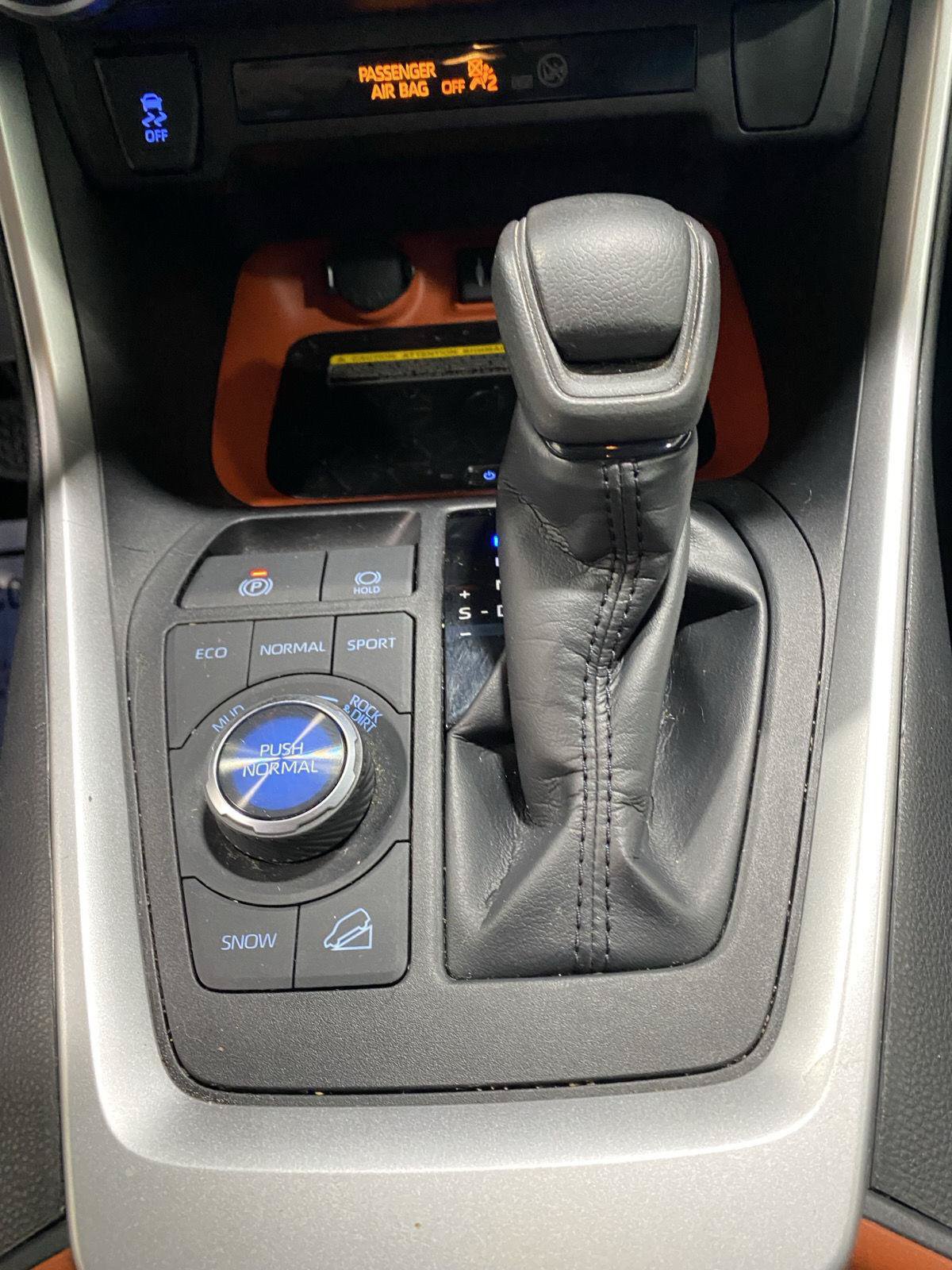Used 2019 Toyota RAV4 Adventure AWD/4WD image 29
