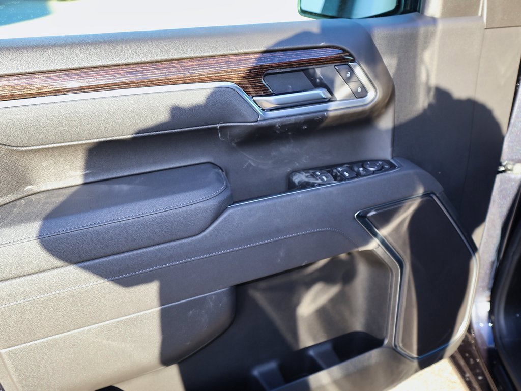 New 2026 GMC Sierra 1500 Elevation image 8