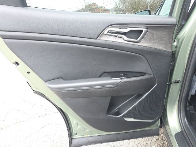 Used 2024 Kia Sportage X-Line w/ X-Line Premium Package image 16