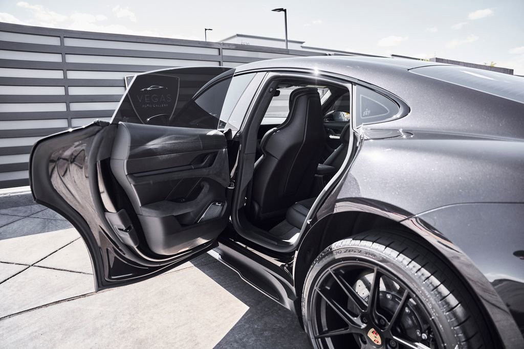 Used 2025 Porsche Taycan Turbo GT AWD/4WD image 31