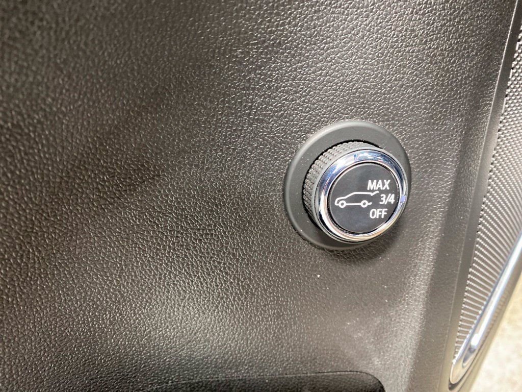 Used 2023 Buick Envision Avenir AWD/4WD image 29