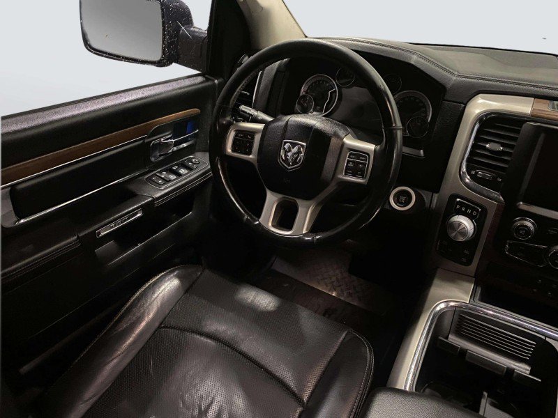 Used 2015 RAM 1500 Laramie w/ Convenience Group AWD/4WD image 27