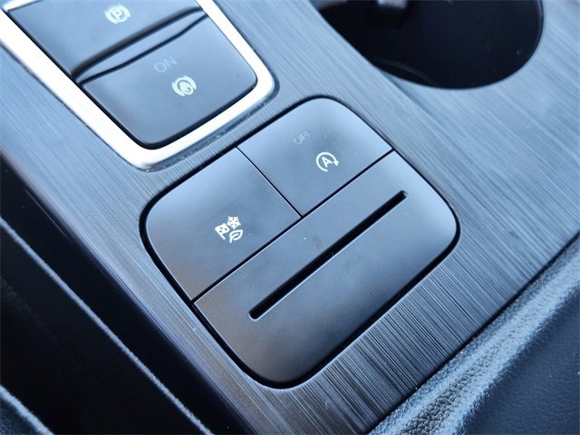 Certified 2021 Ford Escape SEL w/ SEL Stealth AWD Package image 27