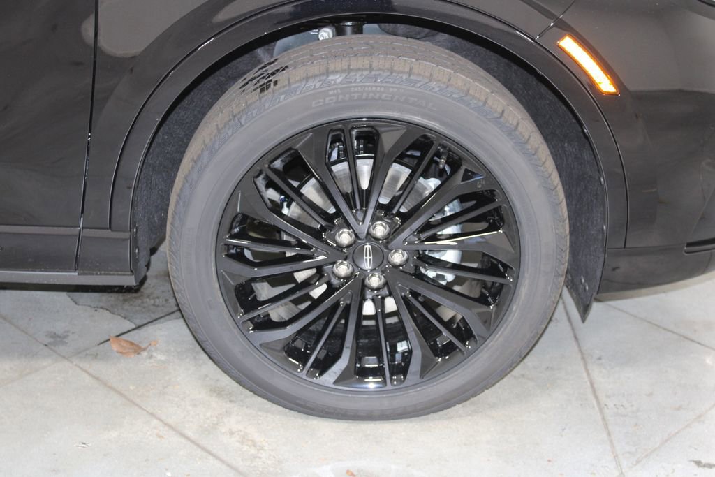 New 2026 Lincoln Corsair Premiere image 12