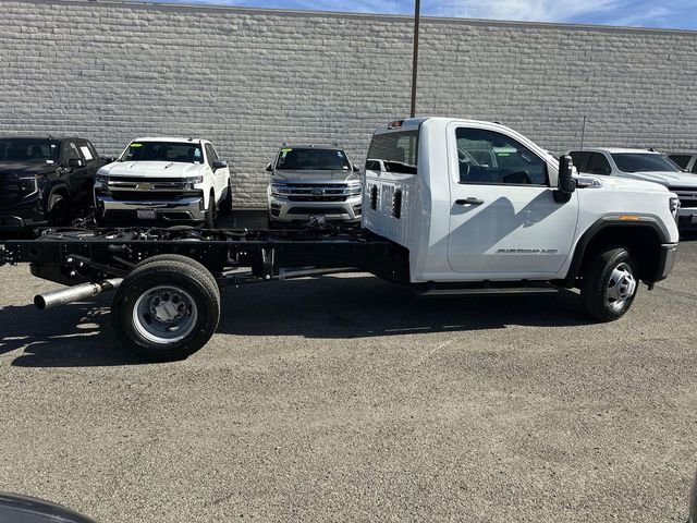 New 2026 GMC Sierra 3500 Pro image 3