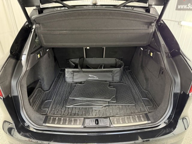 Used 2020 Jaguar F-PACE R-Sport image 9