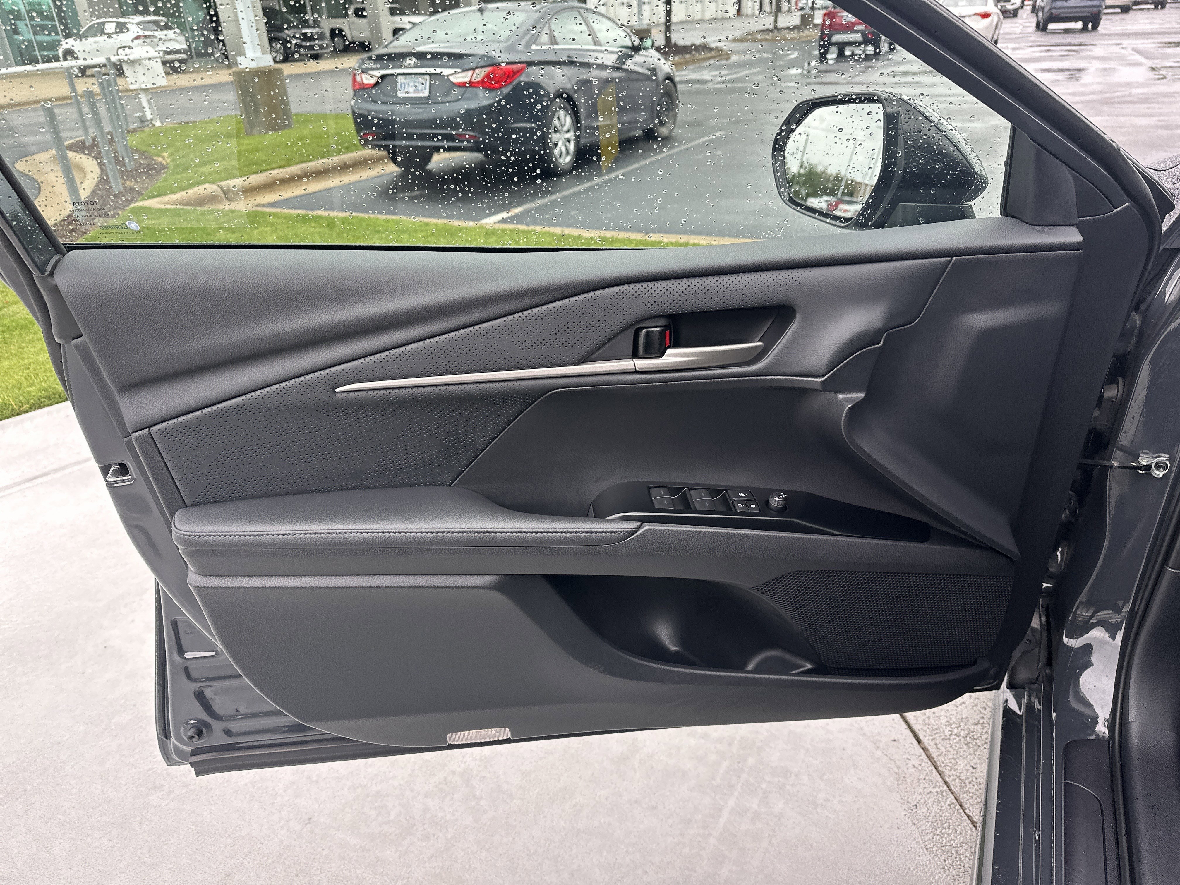 Certified 2025 Toyota Camry XSE FWD image 14