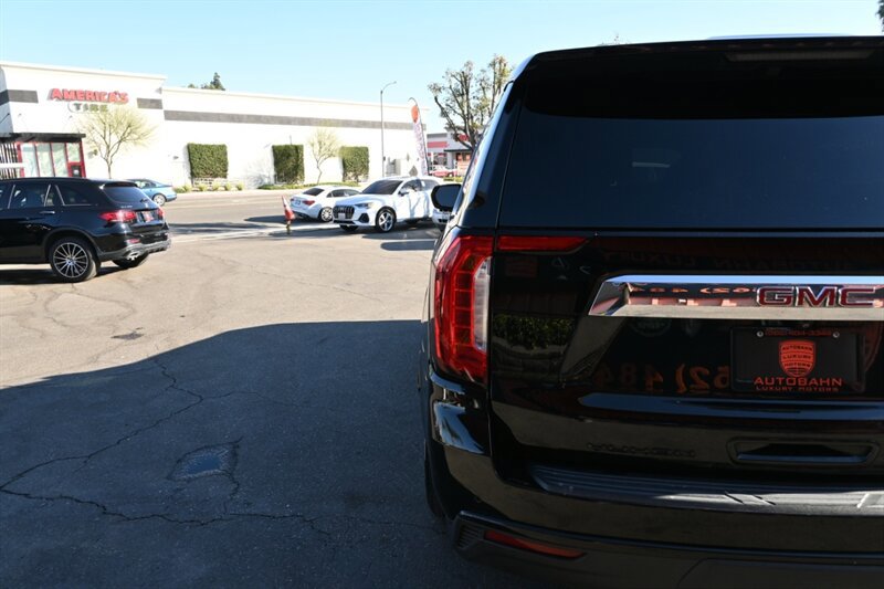 Used 2022 GMC Yukon SLE AWD/4WD image 8
