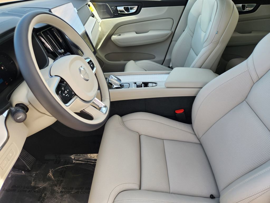 New 2026 Volvo XC60 T8 Ultra w/ Protection Package Premier image 4