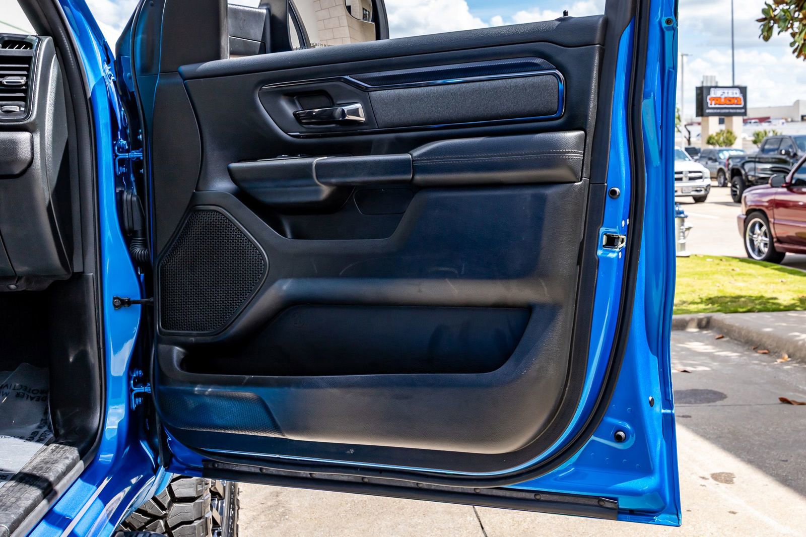 Used 2023 RAM 1500 Big Horn image 39