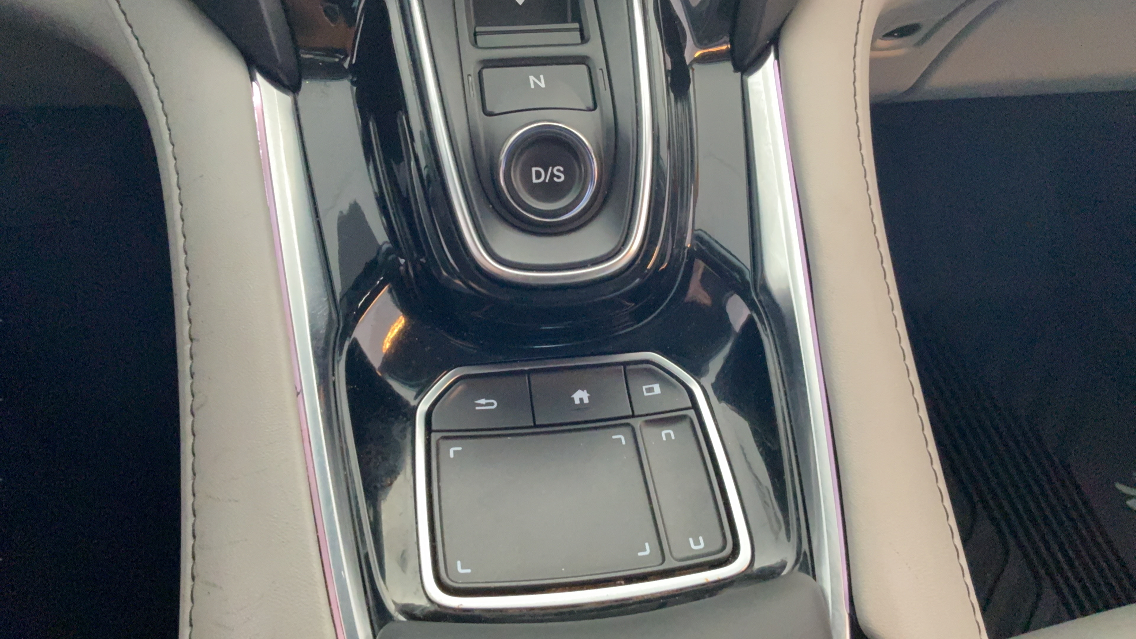 Used 2023 Acura RDX FWD w/ Technology Package image 16