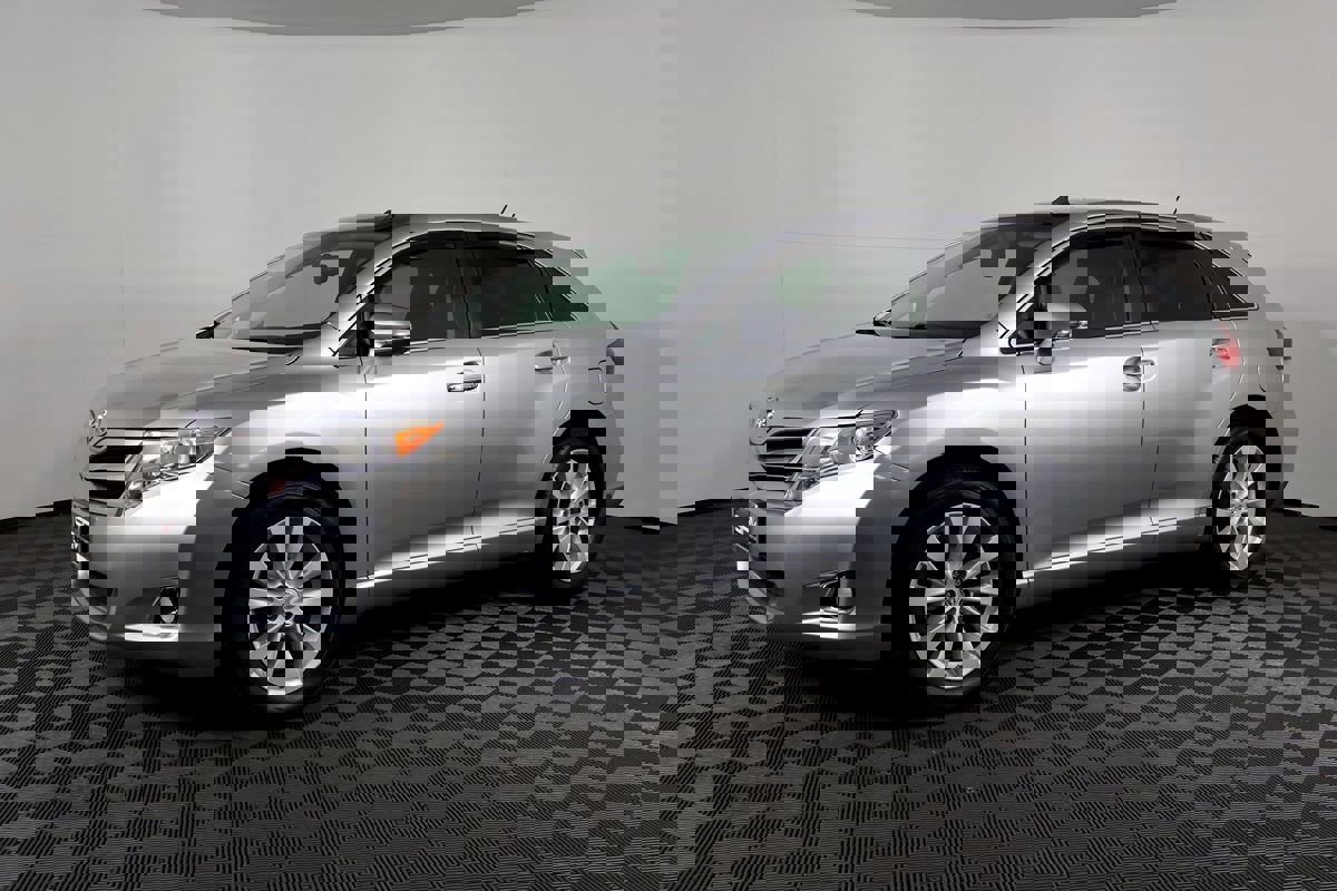 Used 2015 Toyota Venza XLE w/ XLE Premium Package image 54