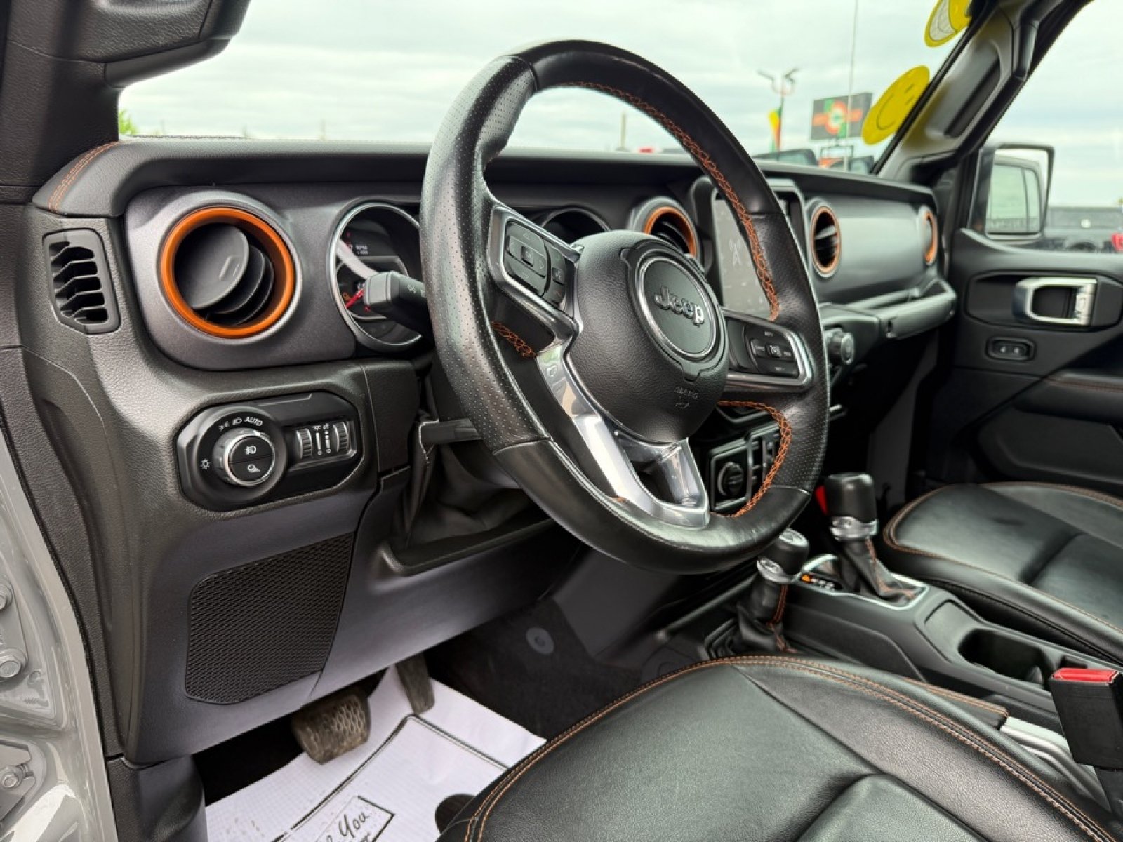 Used 2021 Jeep Gladiator Mojave w/ Uconnect 4C Nav & Sound Group AWD/4WD image 19