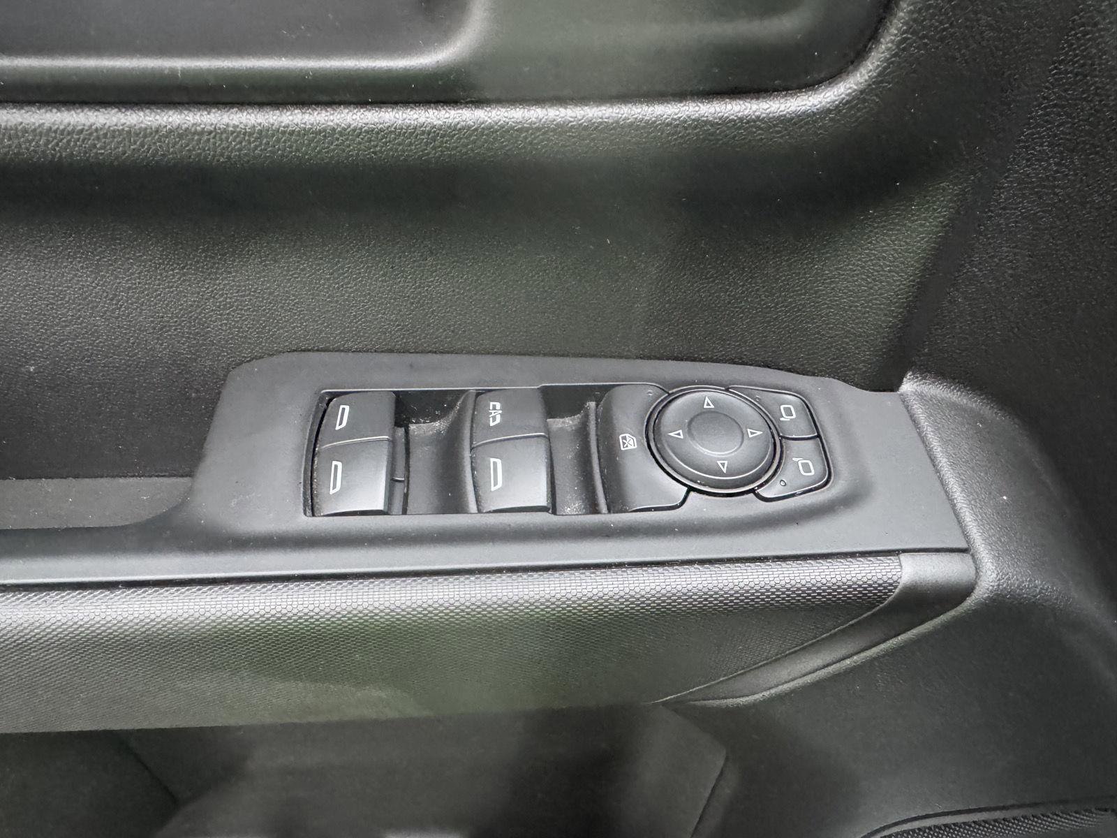 Used 2023 Chevrolet Silverado 1500 W/T w/ WT Value Package image 4