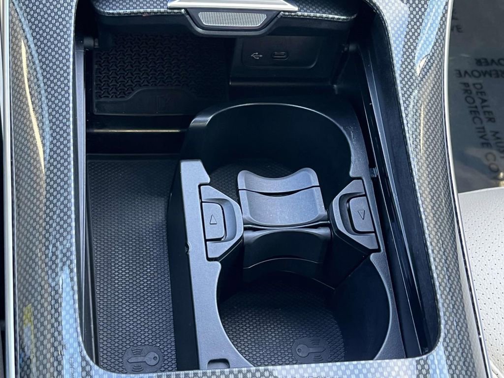 Used 2022 Mercedes-Benz C 300 Sedan image 30