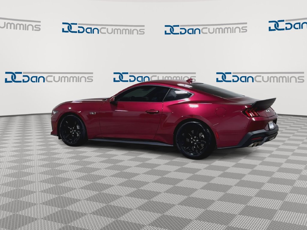 Used 2025 Ford Mustang GT RWD image 6