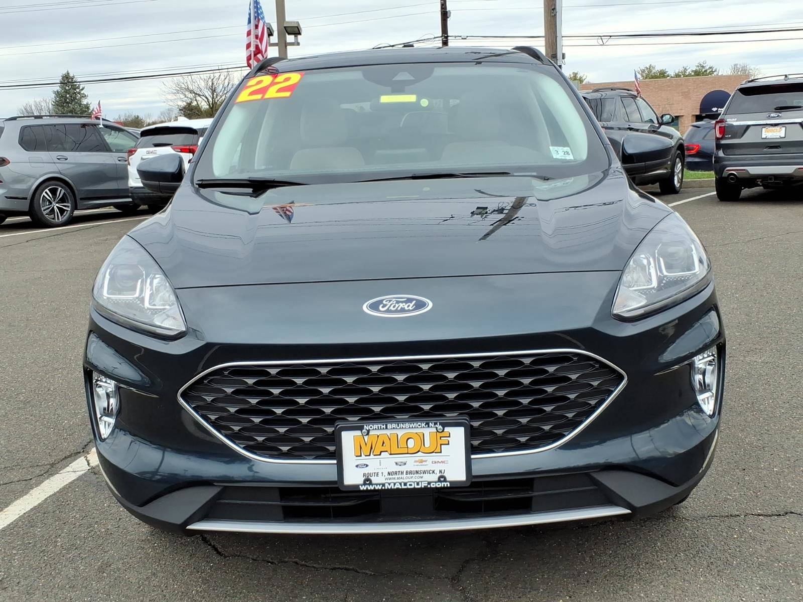Certified 2022 Ford Escape SEL AWD/4WD image 2