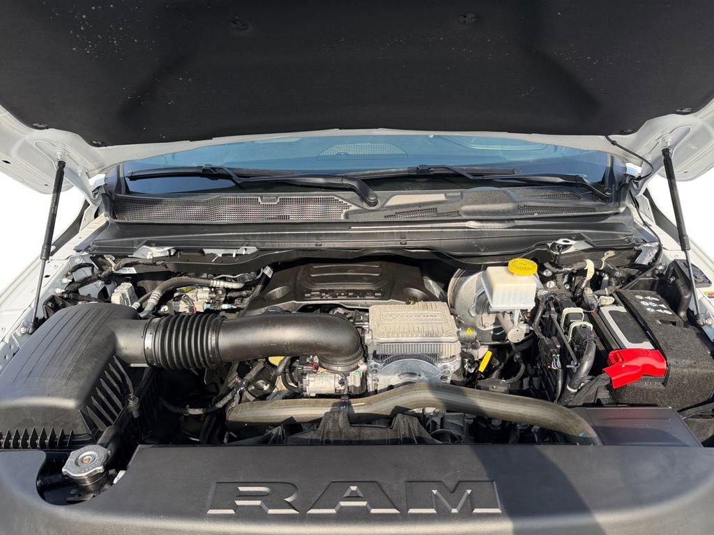 Used 2024 RAM 1500 Laramie image 24