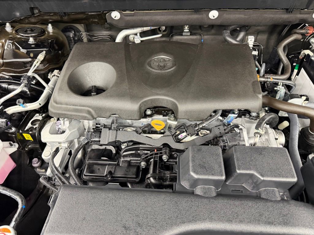 Used 2025 Toyota RAV4 LE FWD image 38