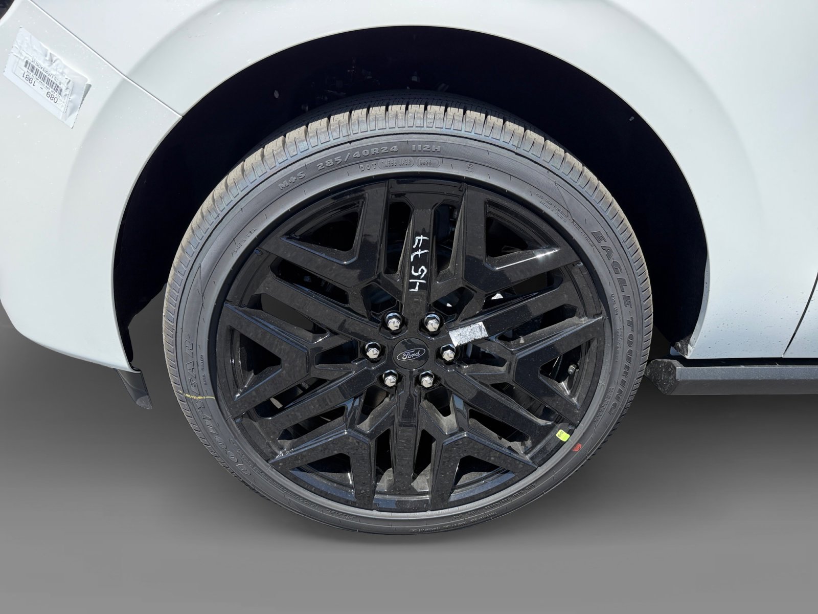 New 2026 Ford Expedition Platinum image 9