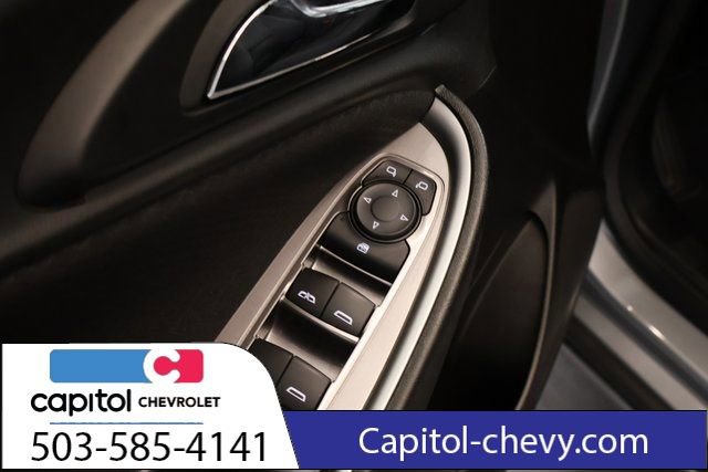 Used 2024 Chevrolet Malibu LT image 12