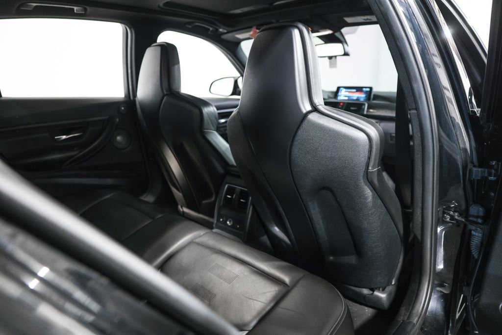 Used 2017 BMW M3 image 31