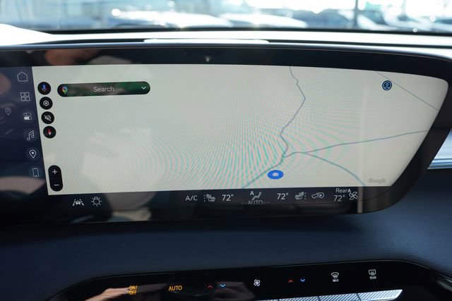 Used 2025 Buick Enclave Preferred image 26