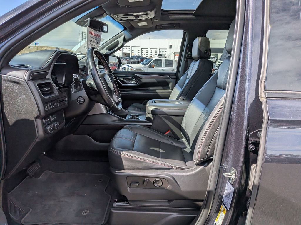 Used 2022 Chevrolet Tahoe RST w/ Sport Performance Package image 17
