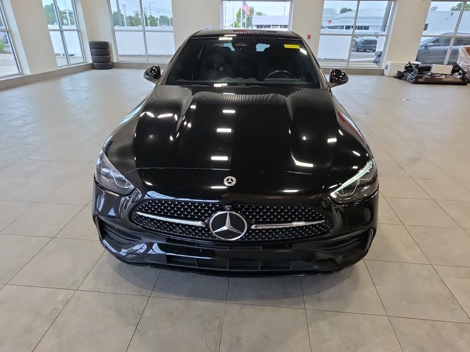 Used 2023 Mercedes-Benz C 300 Sedan image 2
