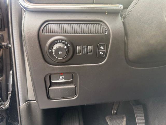 Certified 2022 Jeep Grand Wagoneer Series II AWD/4WD image 15