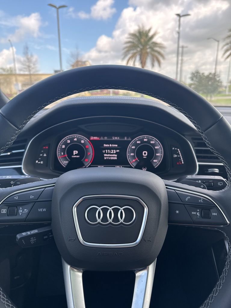Used 2025 Audi Q8 Premium w/ Black Optic Package image 9