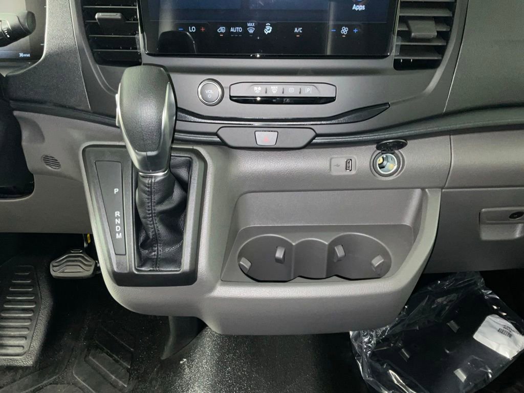 New 2026 Ford Transit 150 Low Roof RWD image 18