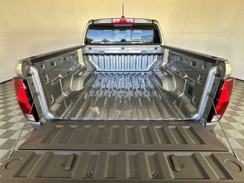 New 2026 Chevrolet Colorado W/T w/ WT Custom Package AWD/4WD image 33