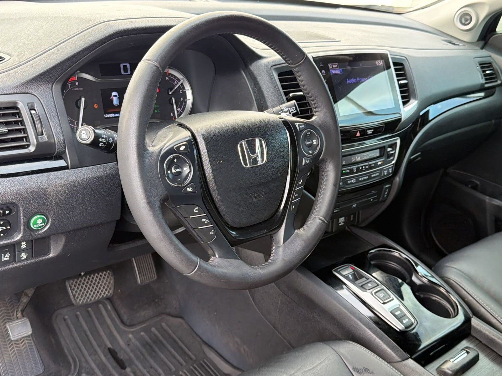 Used 2018 Honda Pilot Touring image 4