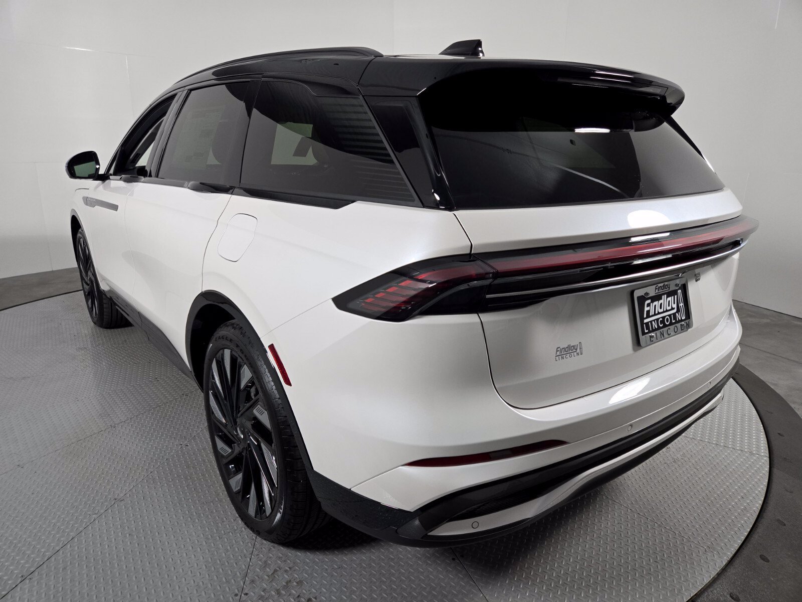 New 2026 Lincoln Nautilus Reserve AWD/4WD image 7